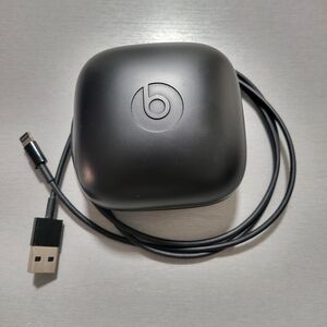 Beats by Dre Black On-Ear Headphones with USB Cable